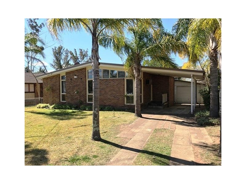 27 BUNSEN Avenue, Emerton NSW 2770