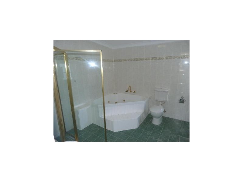 125 BELMORE Avenue, Whalan NSW 2770