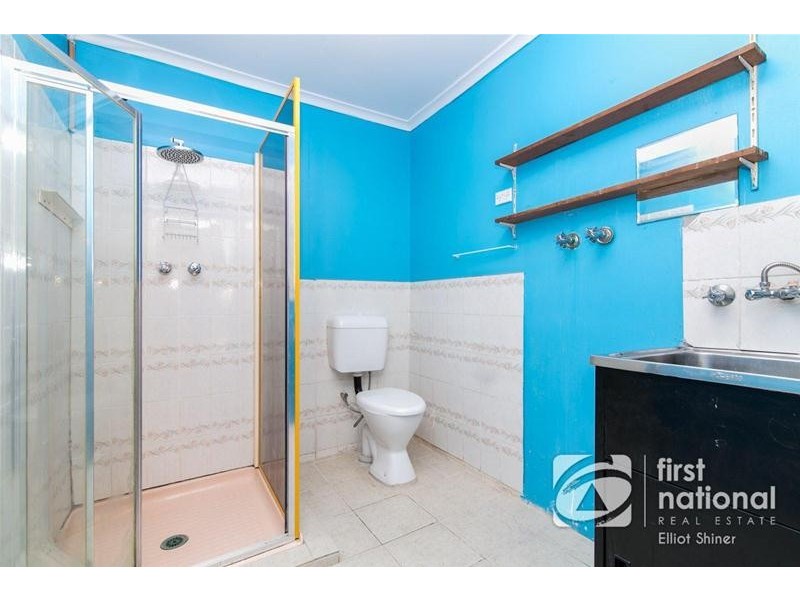 11 Mariana Crescent, Lethbridge Park NSW 2770