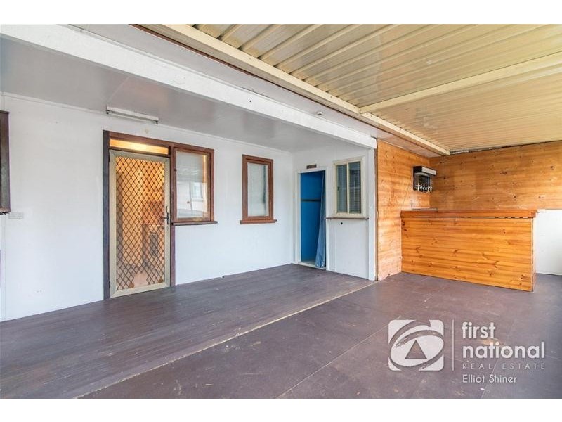 11 Mariana Crescent, Lethbridge Park NSW 2770