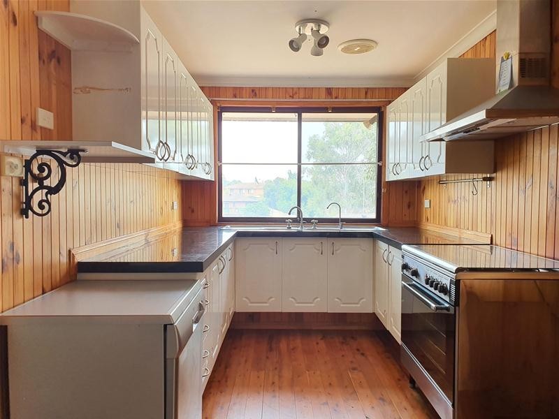 34 Ben Nevis Road, Cranebrook NSW 2749