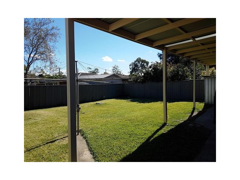 8 Stuart Road, Dharruk NSW 2770