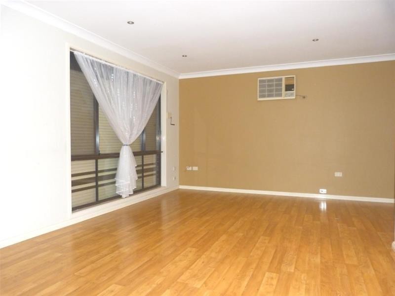 63 Southee Circuit, Oakhurst NSW 2761