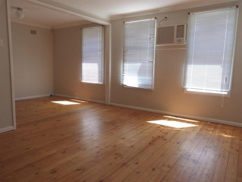 38 Kilbride Avenue, Dharruk NSW 2770