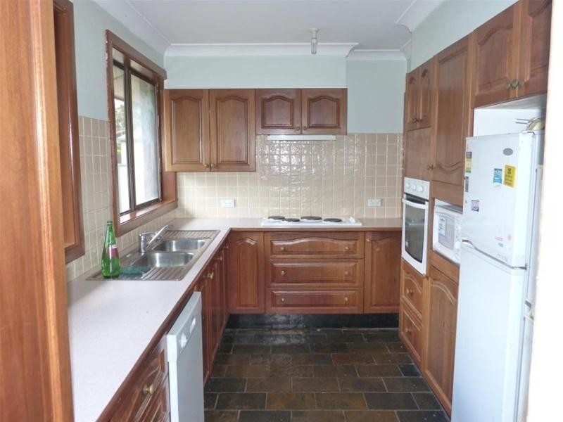 15 Webb Place, Blackett NSW 2770