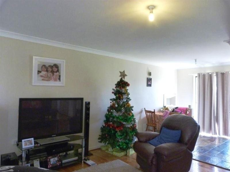 15 Webb Place, Blackett NSW 2770