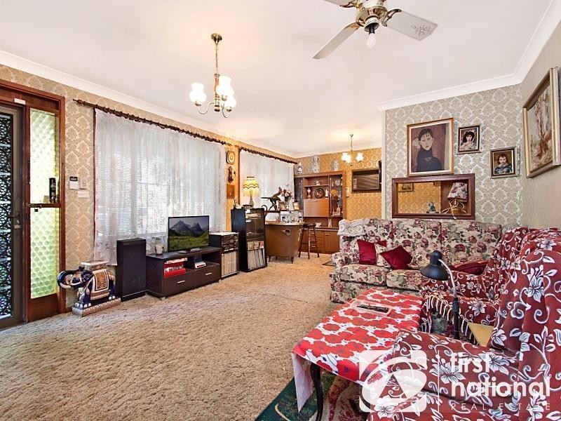 47 Palau Crescent, Lethbridge Park NSW 2770