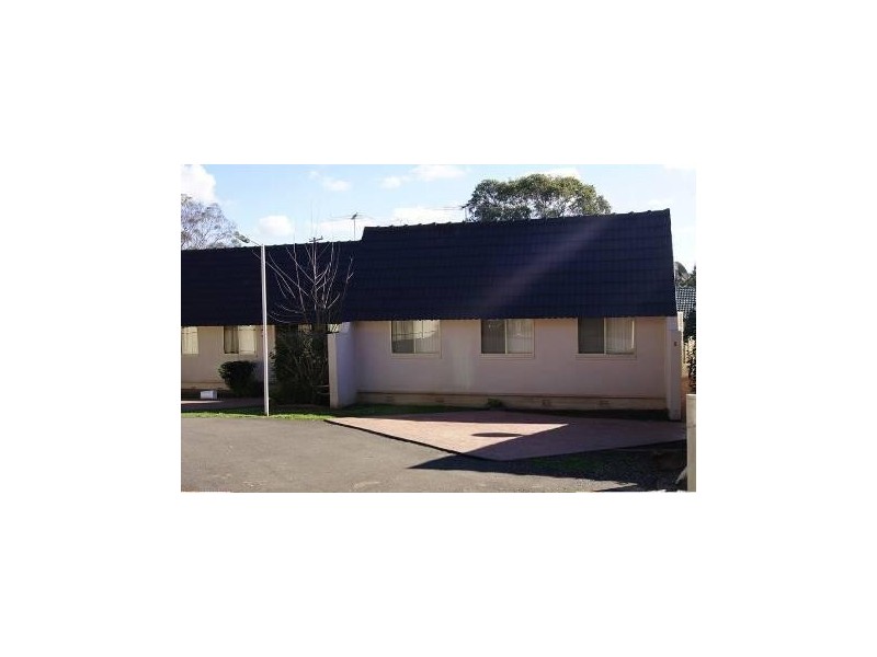 8/9 GAUSS Place, Tregear NSW 2770