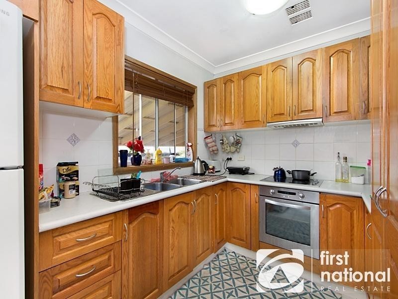 5 Field Place, Blackett NSW 2770