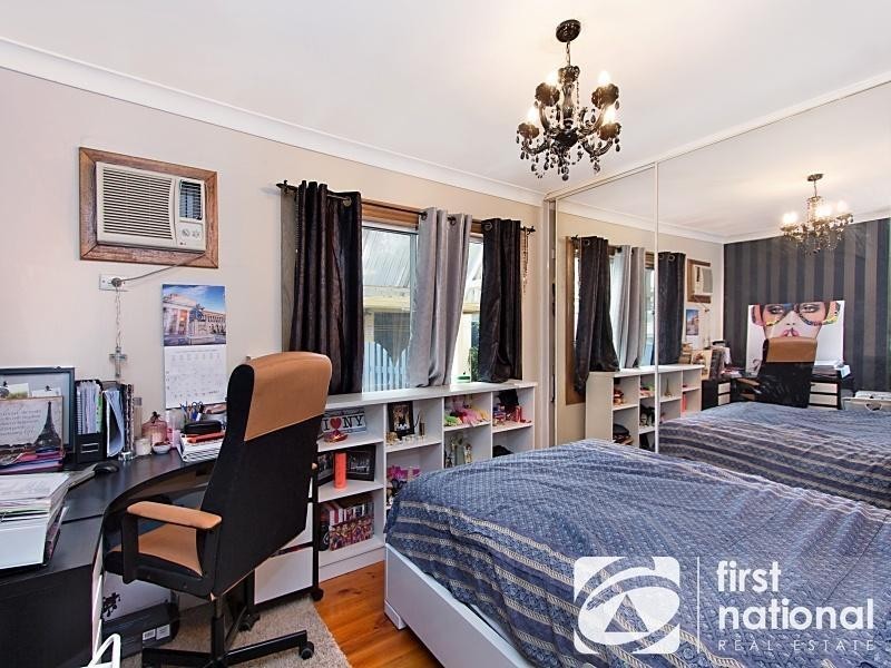 5 Field Place, Blackett NSW 2770