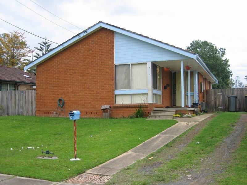 4 Pymble Street, Dharruk NSW 2770