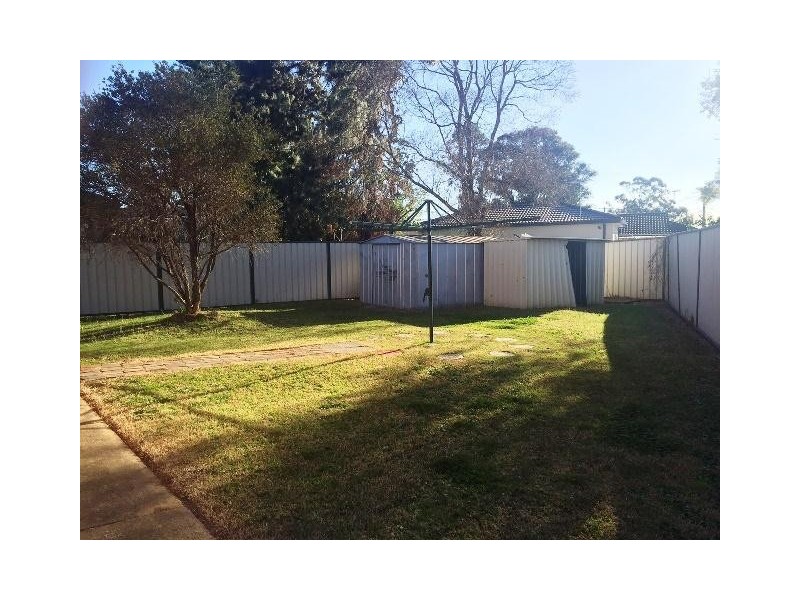 4 Pymble Street, Dharruk NSW 2770