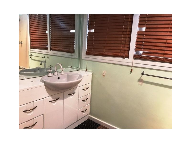 22 PARKES Crescent, Blackett NSW 2770