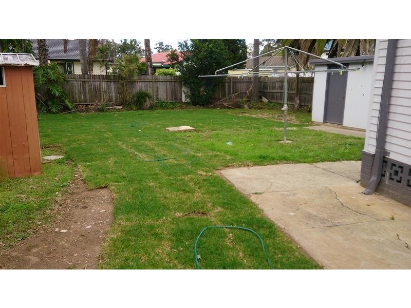 29 Lingayen Avenue, Lethbridge Park NSW 2770