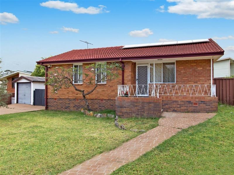 2 Hasselburgh Road, Tregear NSW 2770
