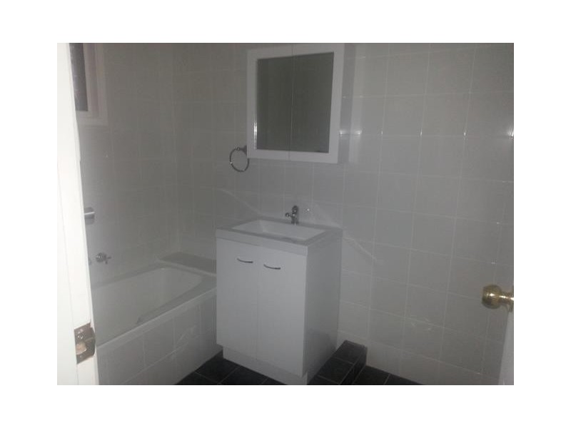 2/8 WOODVALE Close, Plumpton NSW 2761