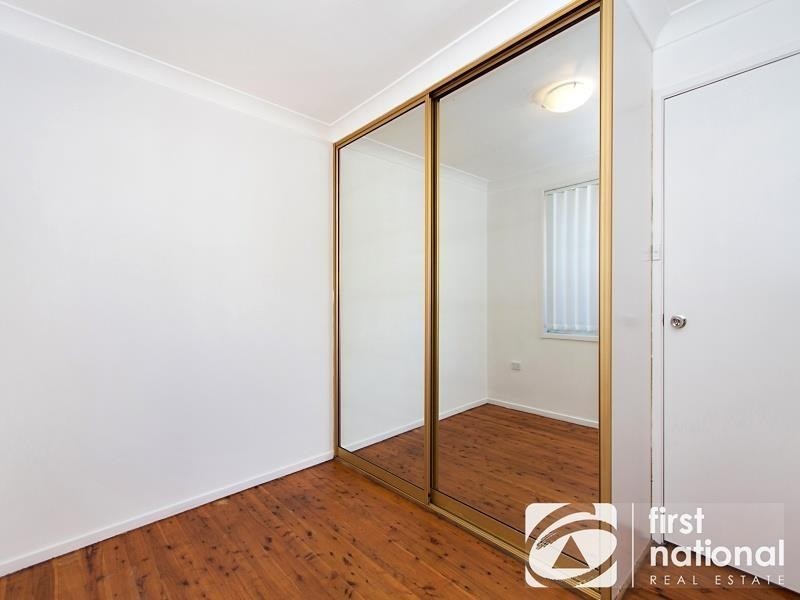 8 Shadlow Crescent, St Clair NSW 2759