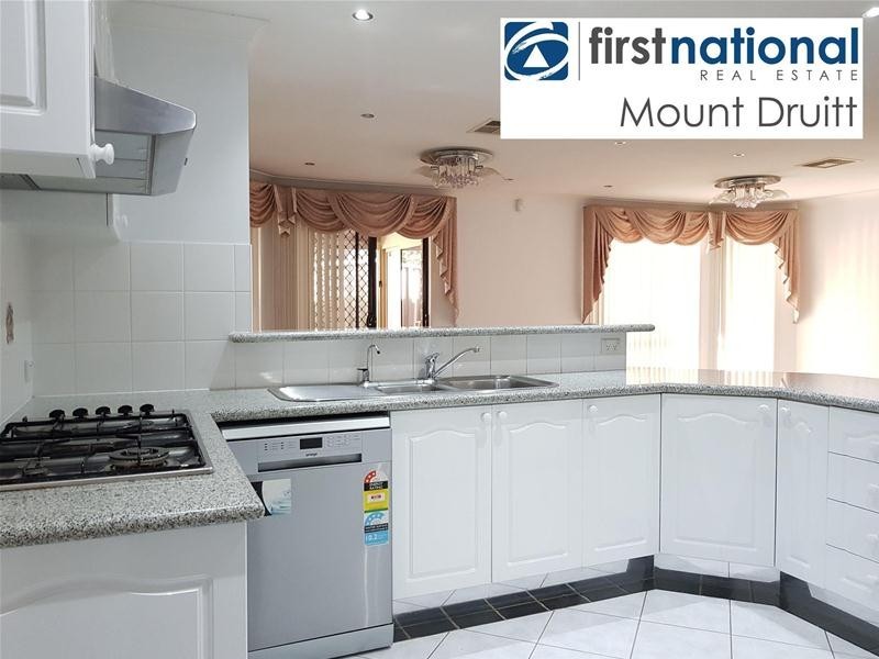 60 Thompson Avenue, Oxley Park NSW 2760