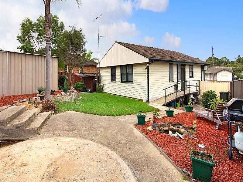 28 Hatherton Road, Lethbridge Park NSW 2770