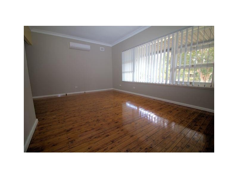 8 Carrington Street, St Marys NSW 2760