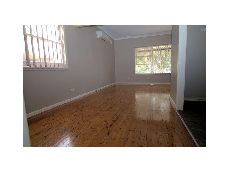 8 Carrington Street, St Marys NSW 2760