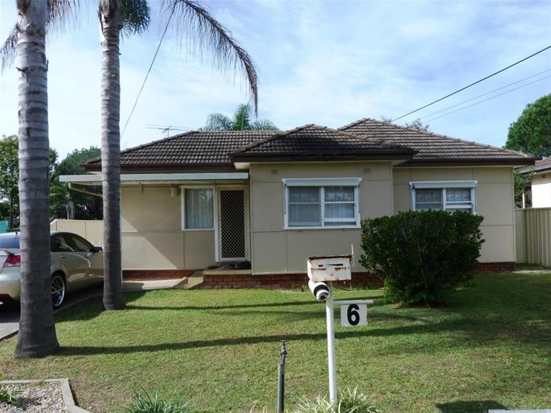 6  Leonard Street, Colyton NSW 2760