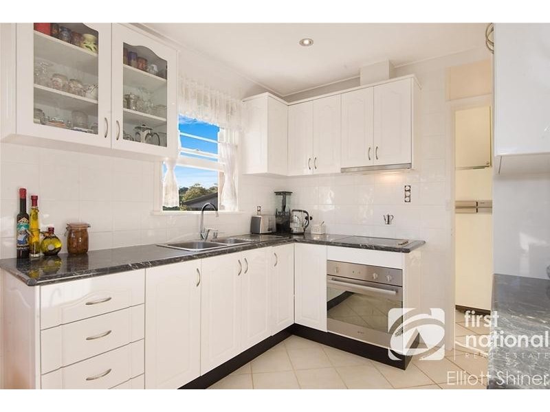 24 Nauru Crescent, Lethbridge Park NSW 2770