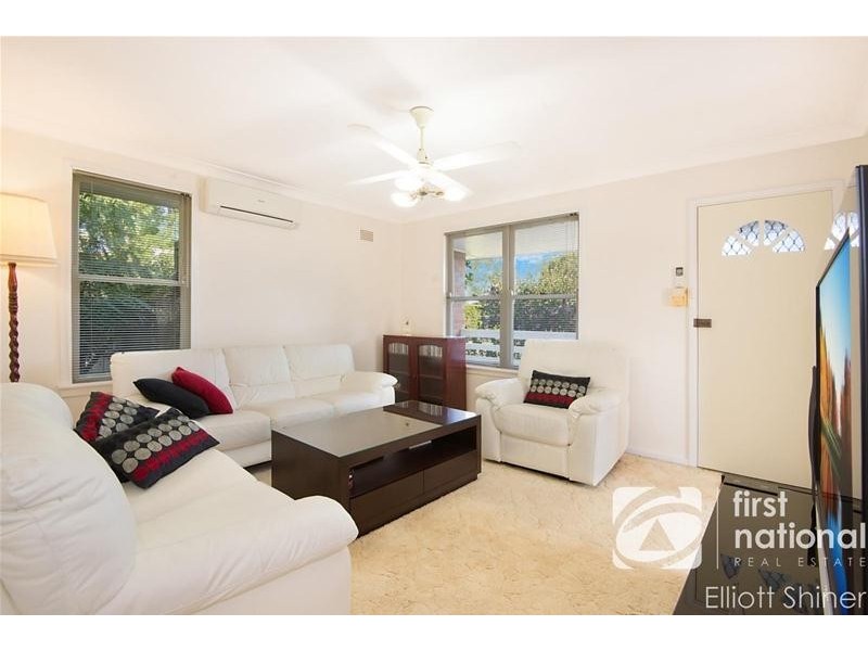 24 Nauru Crescent, Lethbridge Park NSW 2770