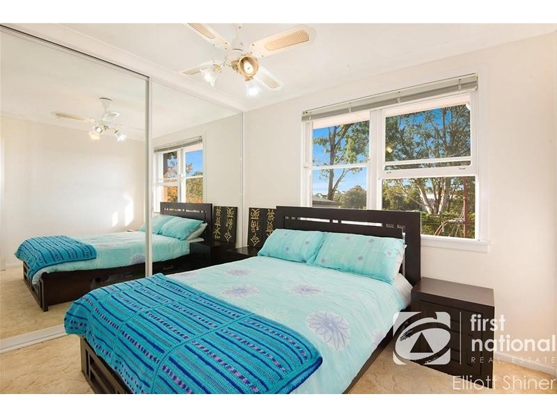 24 Nauru Crescent, Lethbridge Park NSW 2770