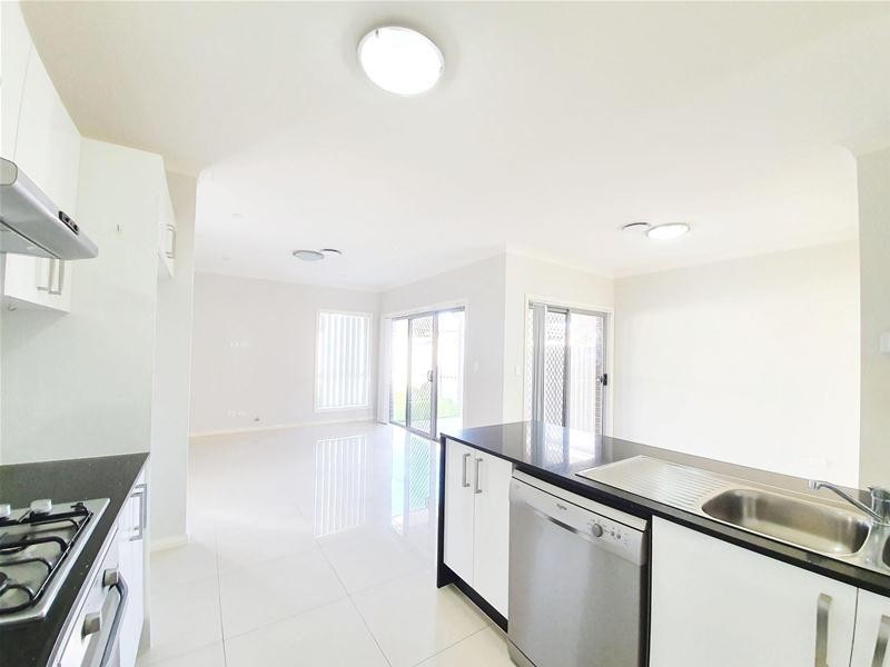 44 Waring Crescent, Plumpton NSW 2761