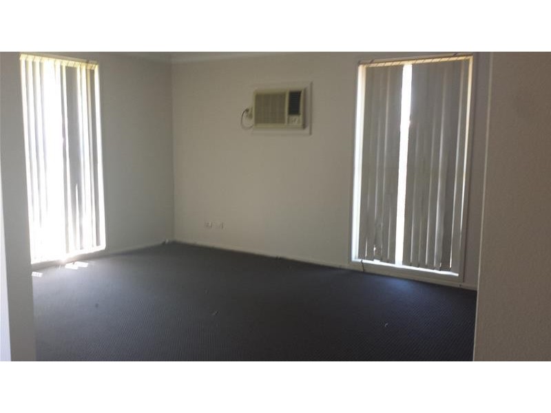 43 Leicester Way, St Clair NSW 2759