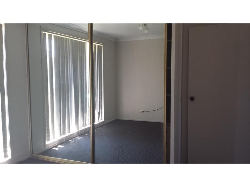 43 Leicester Way, St Clair NSW 2759