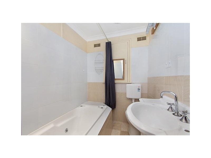 22 Lang Crescent, Blackett NSW 2770