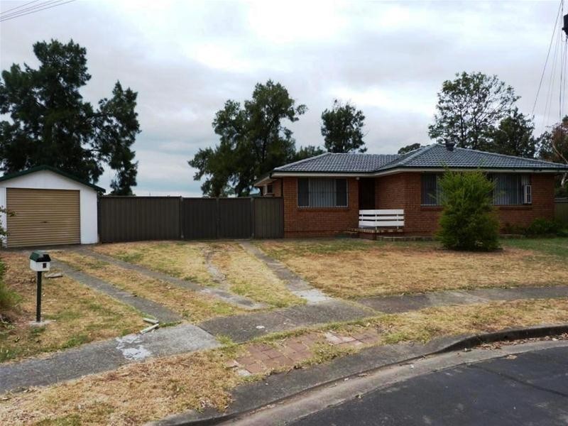 5 Tora Place, Dharruk NSW 2770