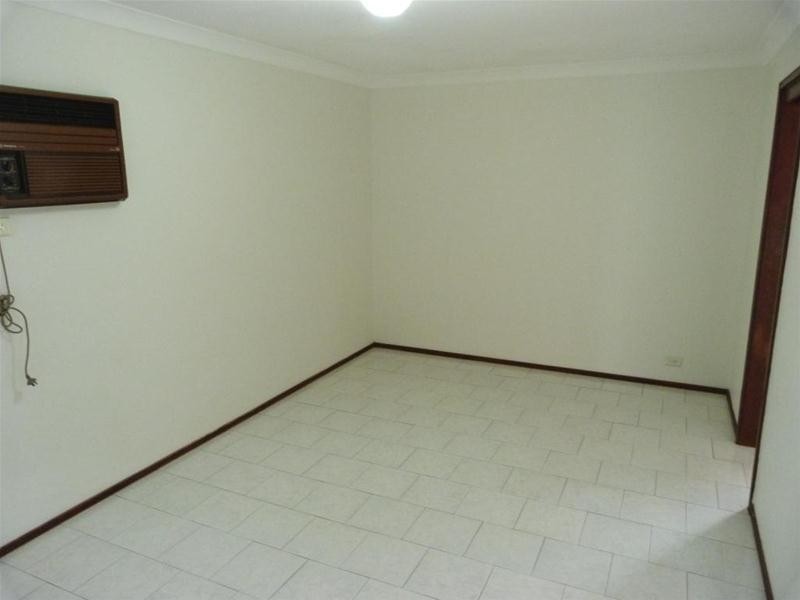 5 Tora Place, Dharruk NSW 2770