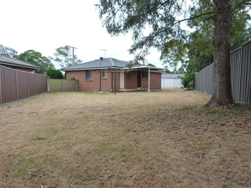 5 Tora Place, Dharruk NSW 2770
