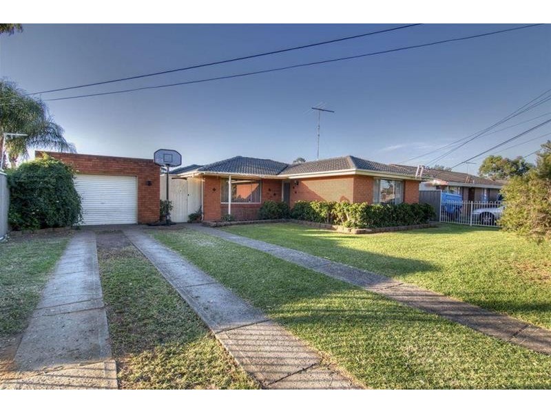 9  Tarana Crescent, Dharruk NSW 2770