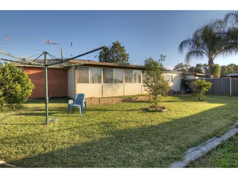 9  Tarana Crescent, Dharruk NSW 2770