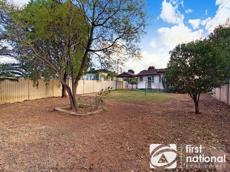 74 Jackaranda Road, North St Marys NSW 2760