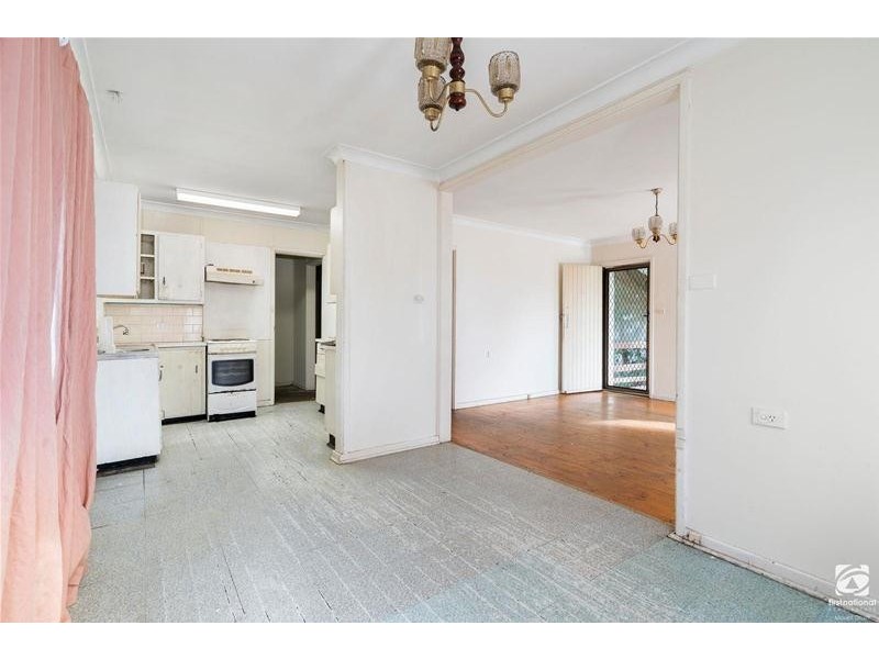 48 Mariana Crescent, Lethbridge Park NSW 2770