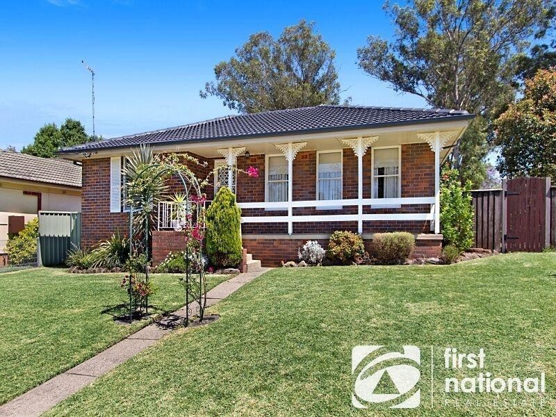 2 Talasea Street, Whalan NSW 2770