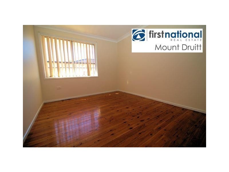 4 Pymble Street, Dharruk NSW 2770