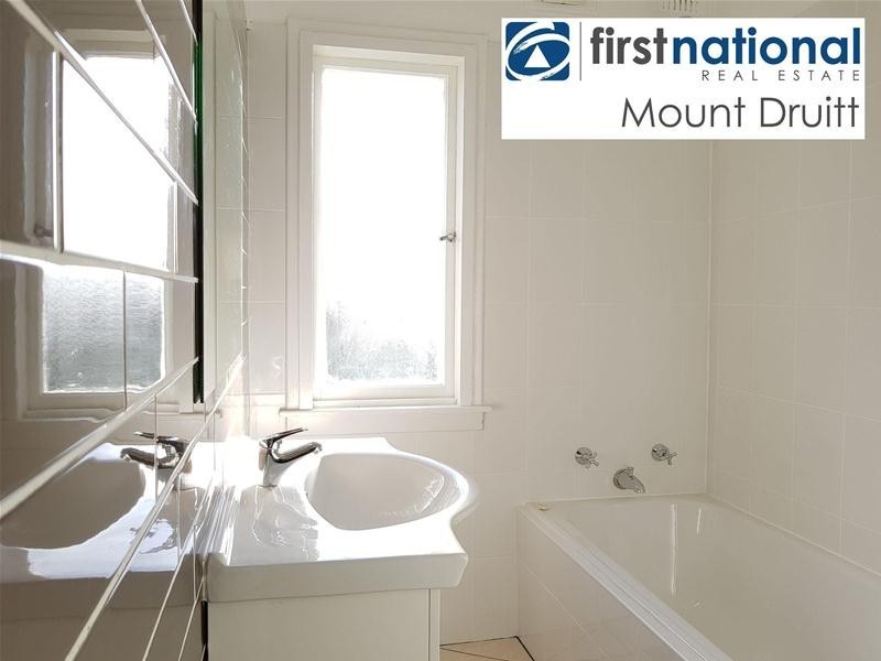 5 Popondetta Road, Emerton NSW 2770