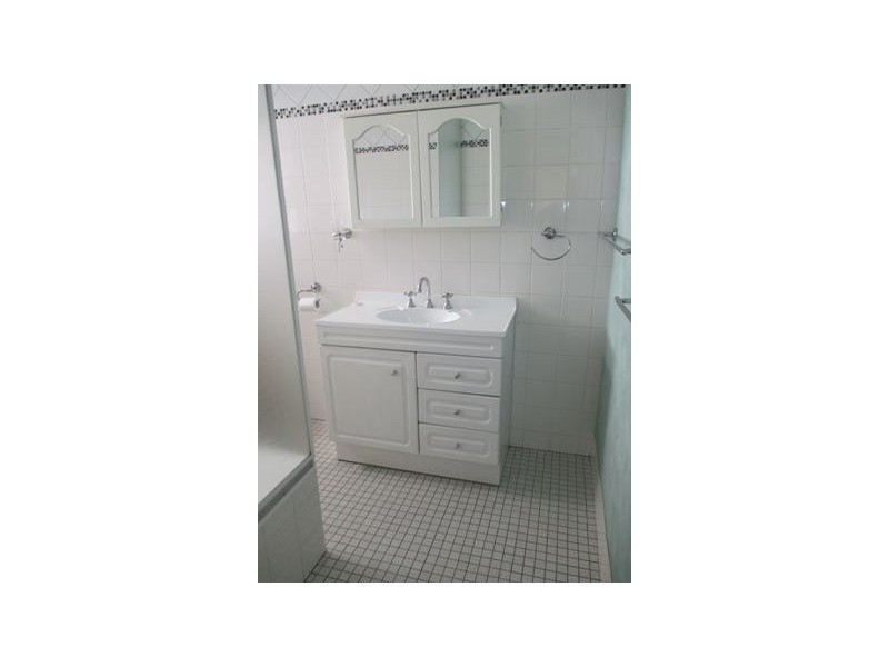 7 LUCENA Crescent, Lethbridge Park NSW 2770