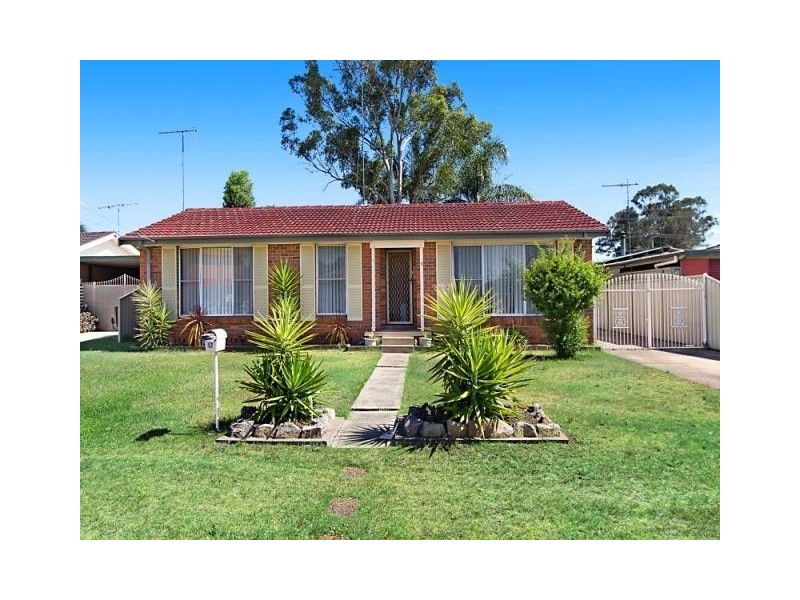 12 GROSE Avenue, North St Marys NSW 2760
