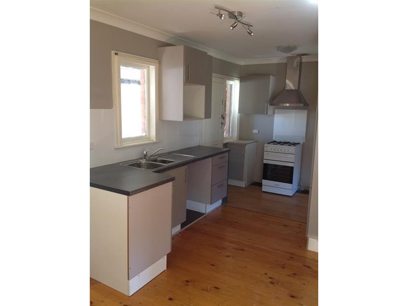 30 PALMYRA Avenue, Lethbridge Park NSW 2770