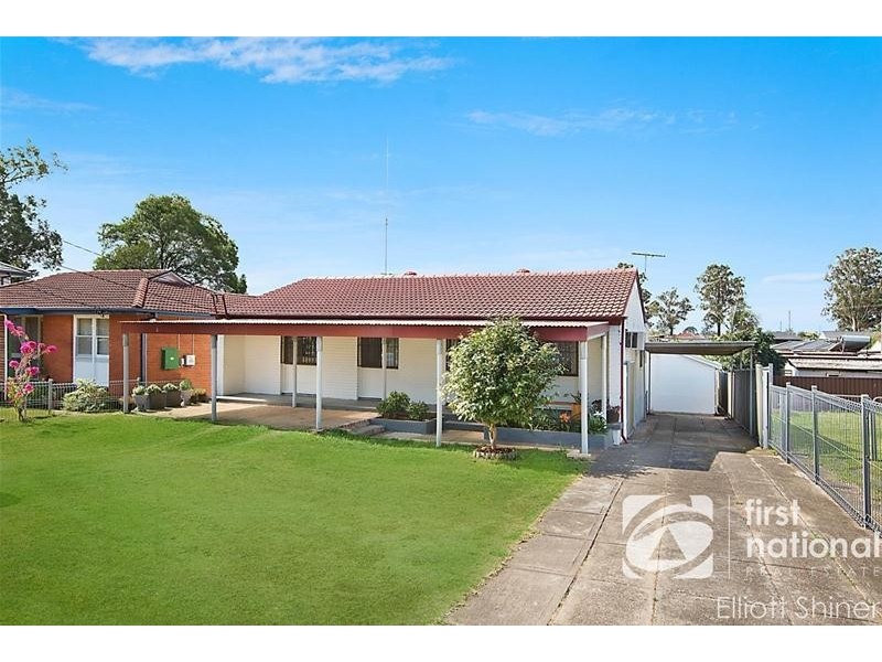 14 Kavieng Avenue, Whalan NSW 2770