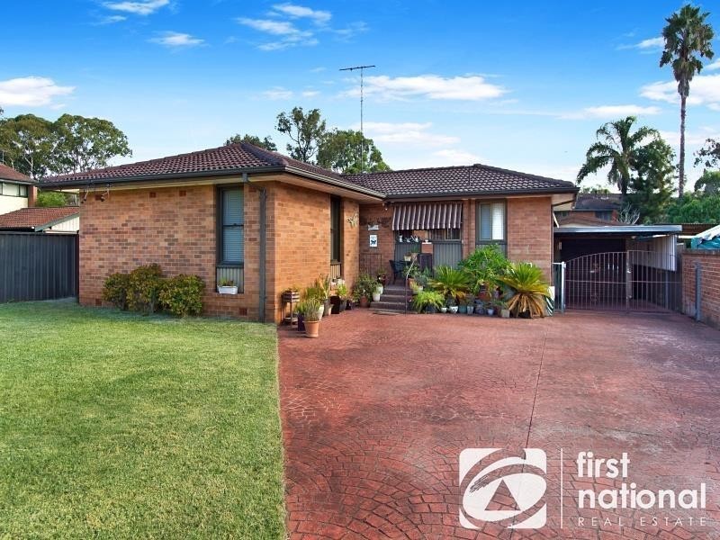 24 Reliance Crescent, Willmot NSW 2770