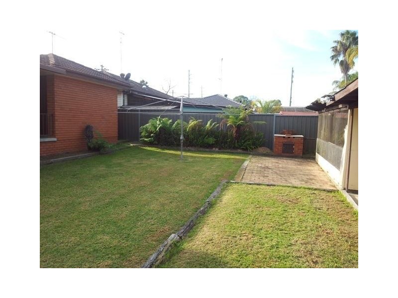 17 BAMBARA Street, Dharruk NSW 2770