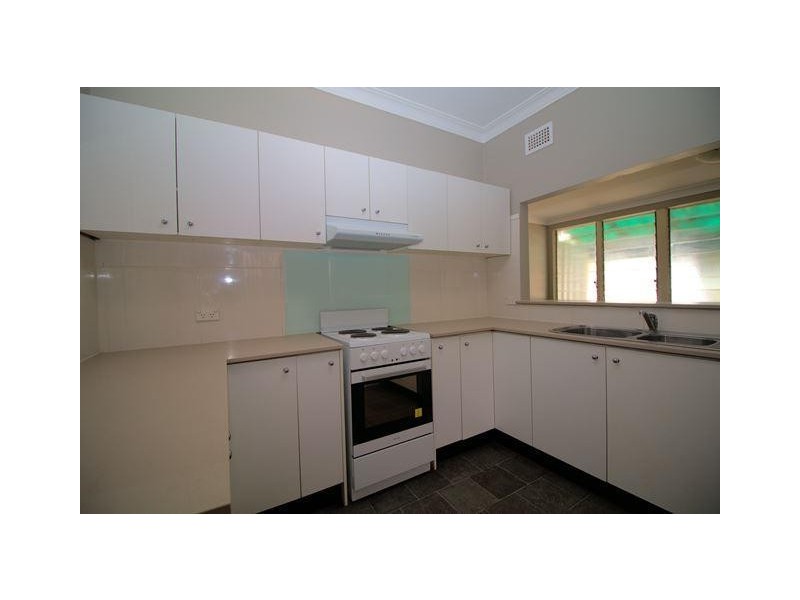 8 Carrington Street, St Marys NSW 2760